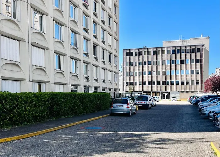 Appartement Spacieux 4 Chambres